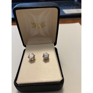 Jojak Cubic Zirconia CZ Earrings Stud New Pierced Classic